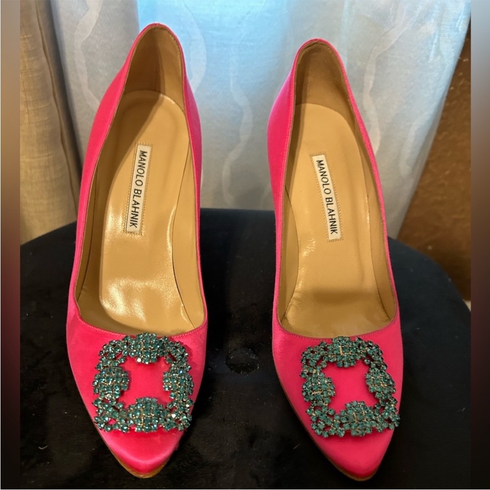Manolo Blahnik 105 Pink Satin Pumps